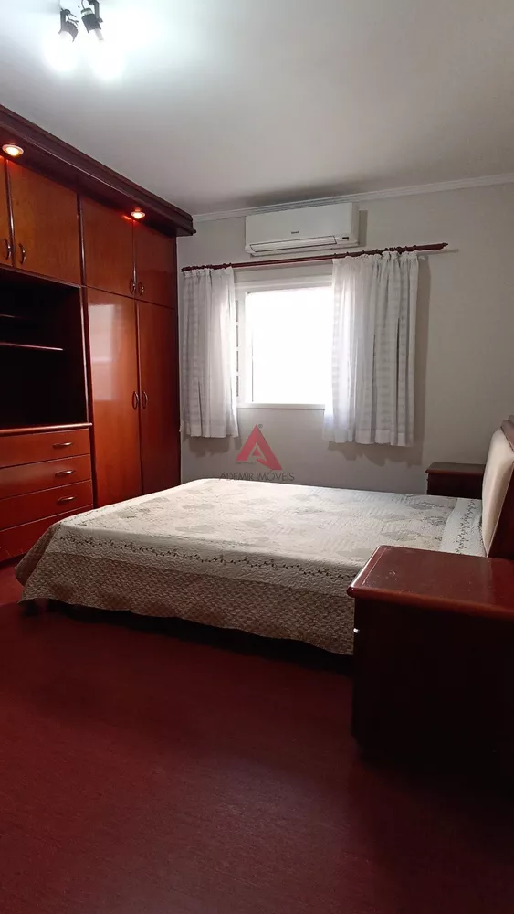 Casa de Condomínio à venda com 3 quartos, 237m² - Foto 17