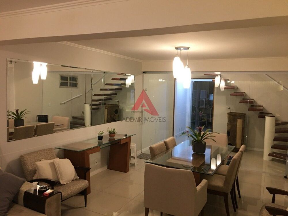 Casa, 4 quartos, 310 m² - Foto 1