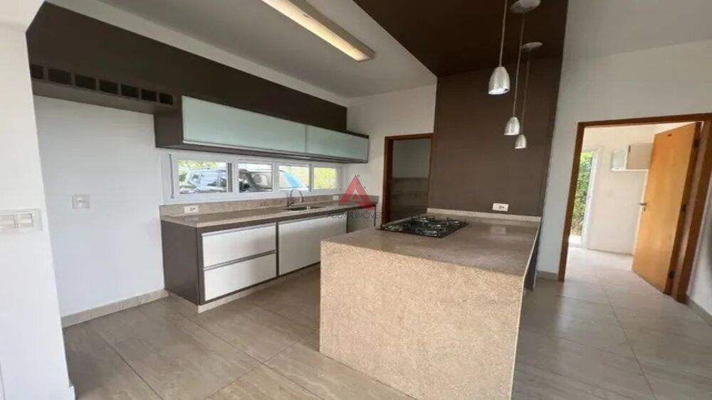 Casa de Condomínio à venda e aluguel com 4 quartos, 300m² - Foto 3