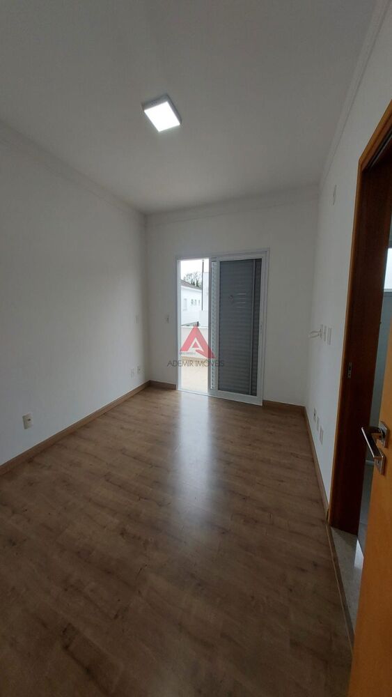 Casa de Condomínio à venda e aluguel com 4 quartos, 300m² - Foto 25