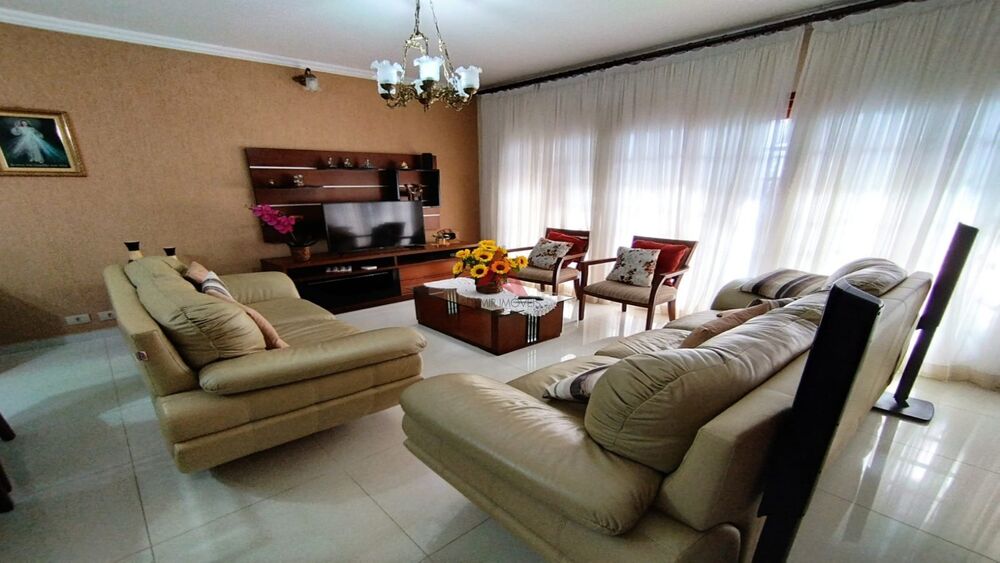 Casa, 3 quartos, 294 m² - Foto 3