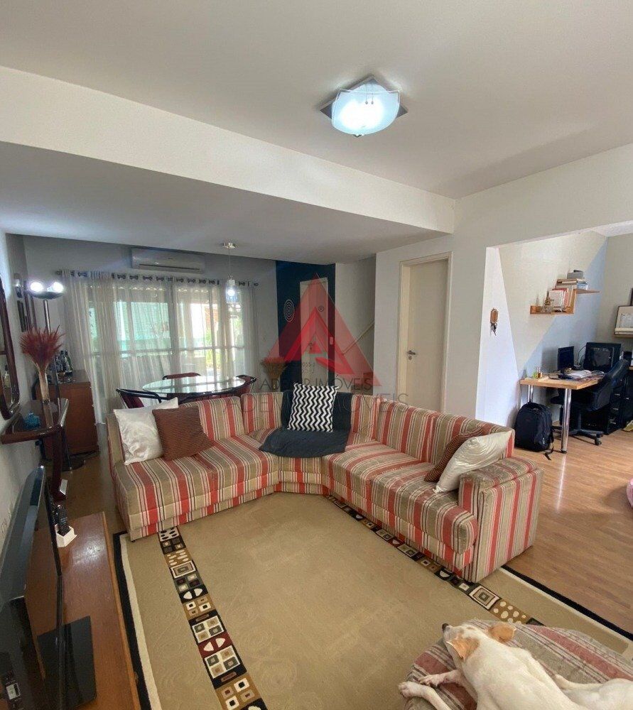 Casa de Condomínio à venda com 4 quartos, 170m² - Foto 1