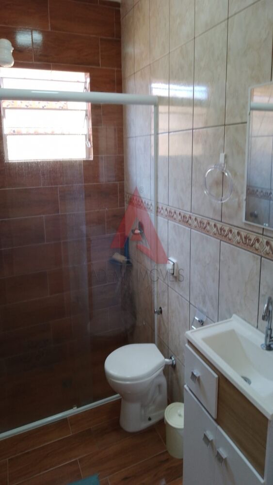 Casa à venda com 2 quartos, 70m² - Foto 12