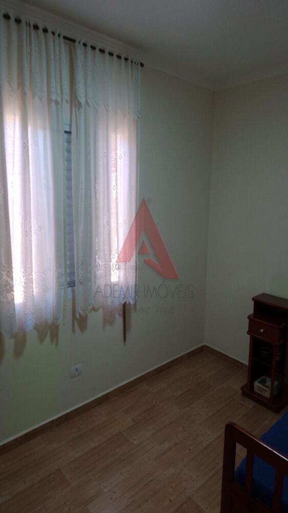 Casa à venda com 2 quartos, 70m² - Foto 7