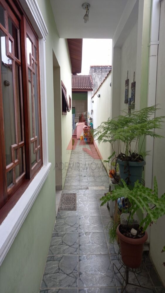 Casa, 3 quartos, 228 m² - Foto 4