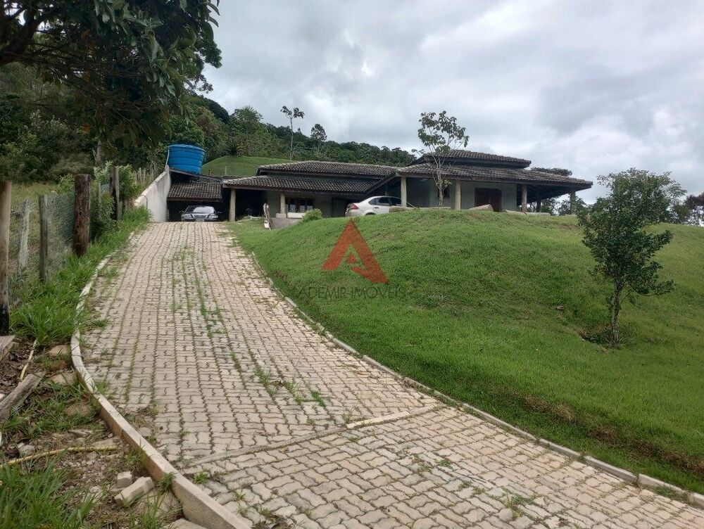 Chácara à venda com 2 quartos, 240m² - Foto 4