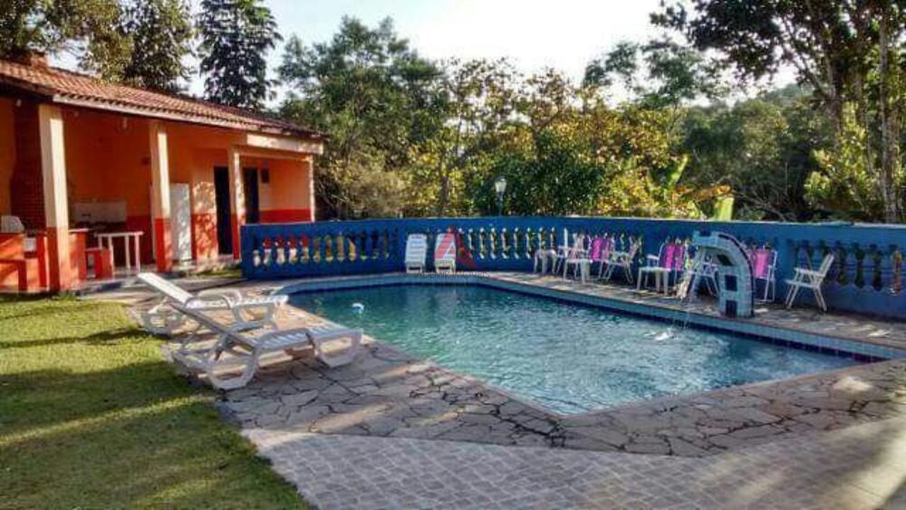 Chácara, 4 quartos, 4300 m² - Foto 1