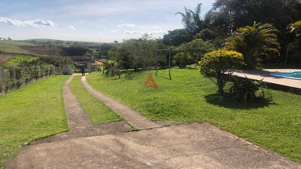 Chácara à venda com 5 quartos, 254m² - Foto 3