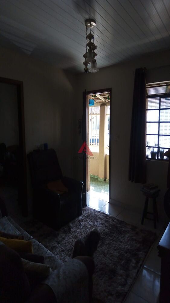 Casa à venda com 3 quartos, 135m² - Foto 3