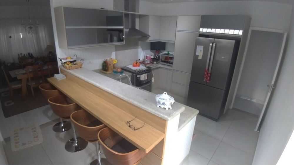 Casa à venda com 3 quartos, 201m² - Foto 10
