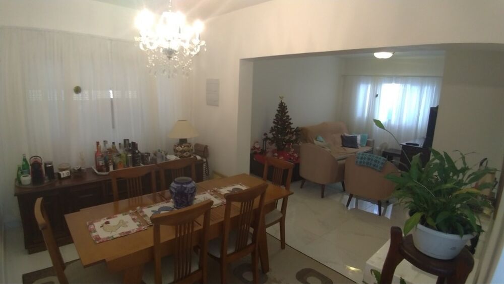 Casa à venda com 3 quartos, 201m² - Foto 2