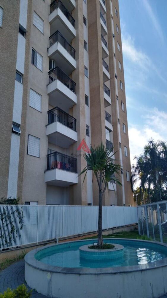 Apartamento à venda com 3 quartos, 80m² - Foto 1