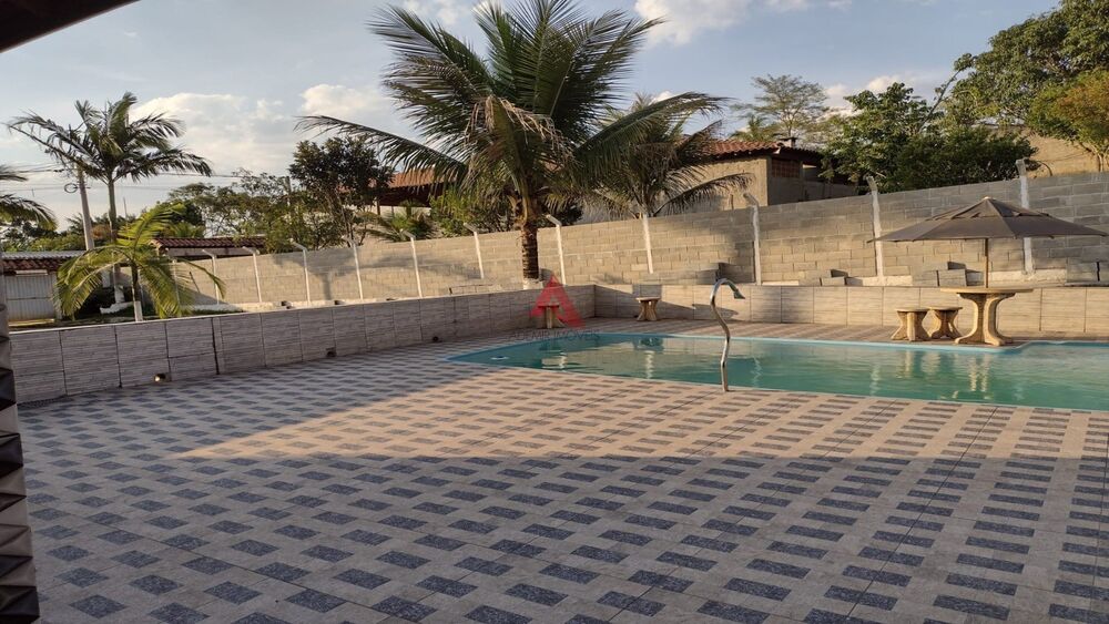 Chácara à venda com 2 quartos, 255m² - Foto 13