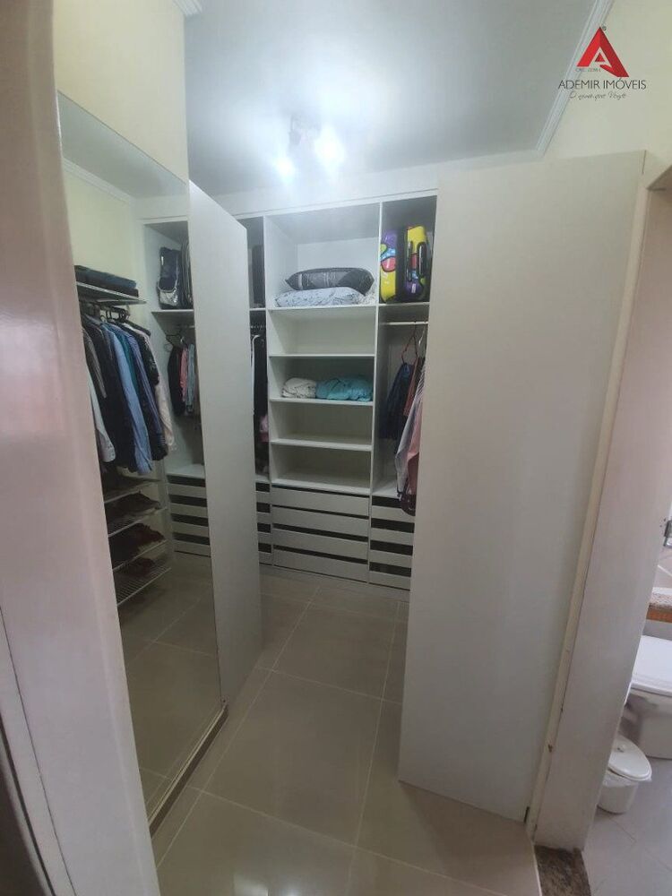 Casa à venda com 3 quartos, 256m² - Foto 16