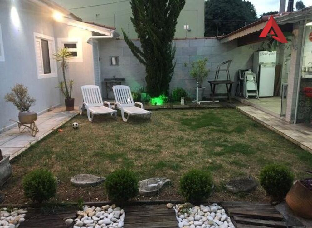 Casa à venda com 3 quartos, 130m² - Foto 2