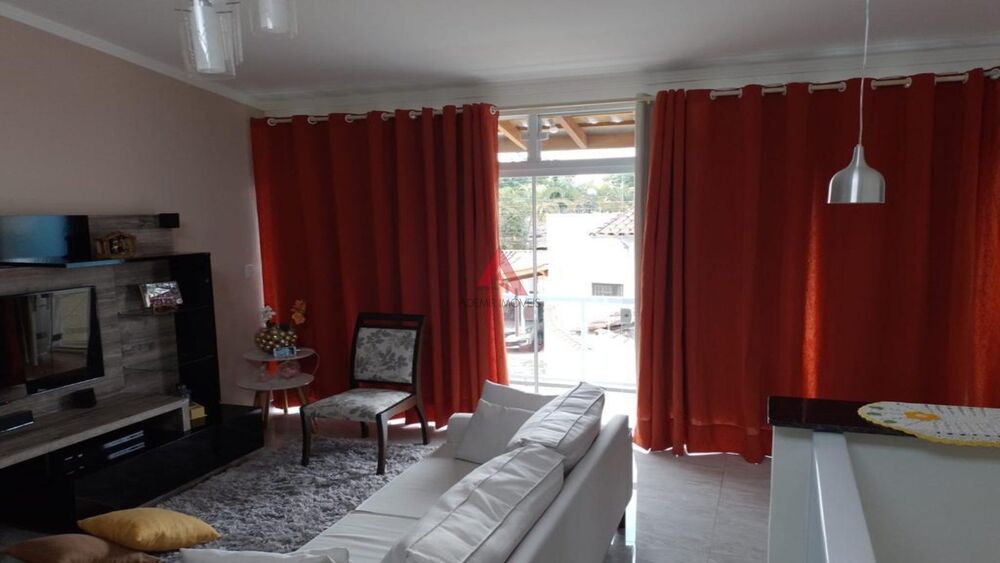 Casa para alugar com 2 quartos, 82m² - Foto 2