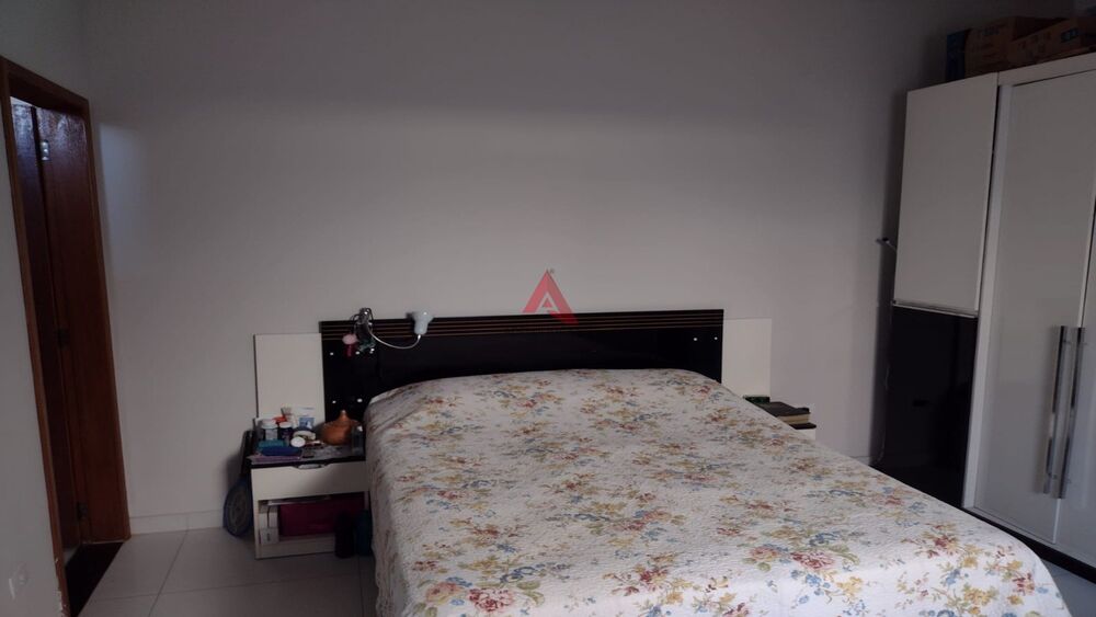 Casa, 3 quartos, 126 m² - Foto 2