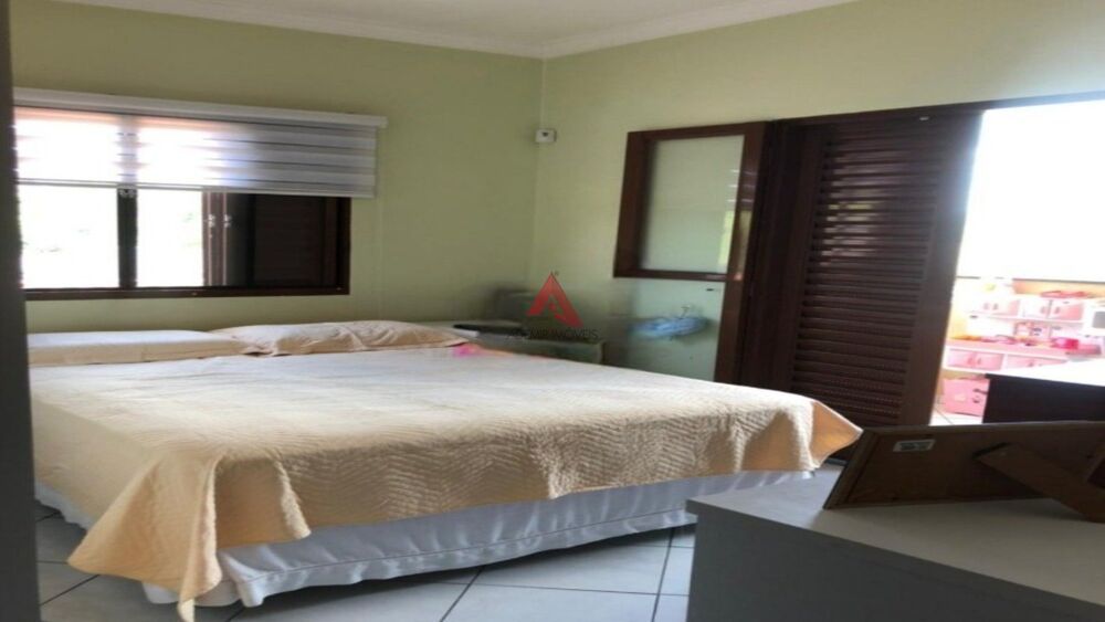 Casa, 4 quartos, 235 m² - Foto 5