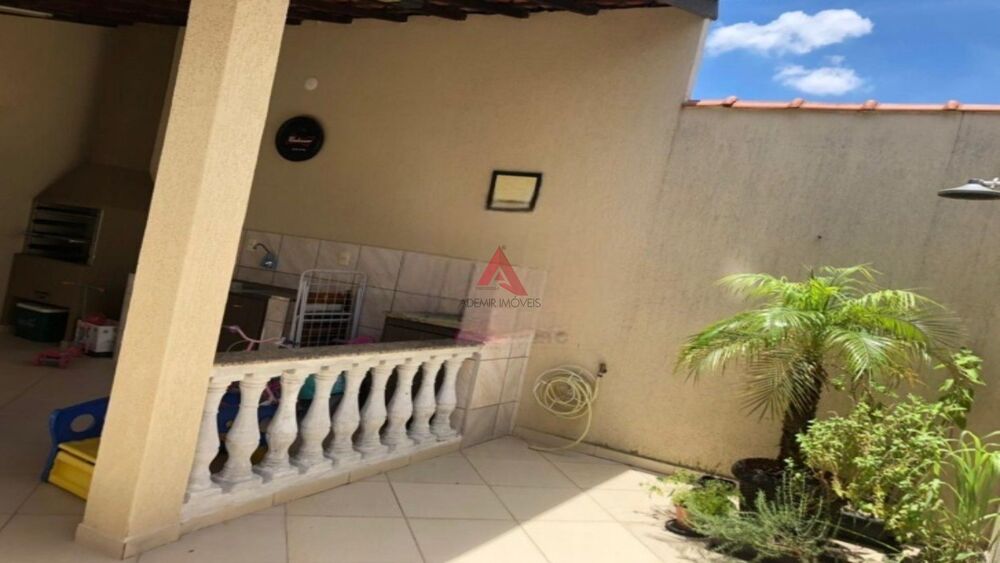 Casa, 4 quartos, 235 m² - Foto 15