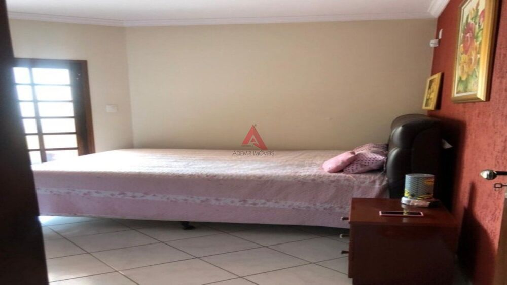 Casa, 4 quartos, 235 m² - Foto 7