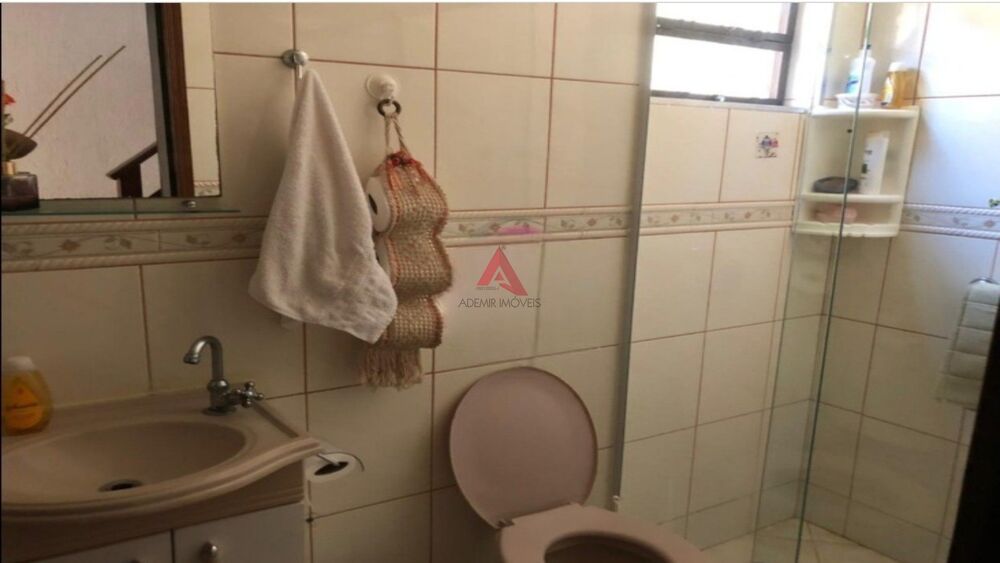 Casa, 4 quartos, 235 m² - Foto 9