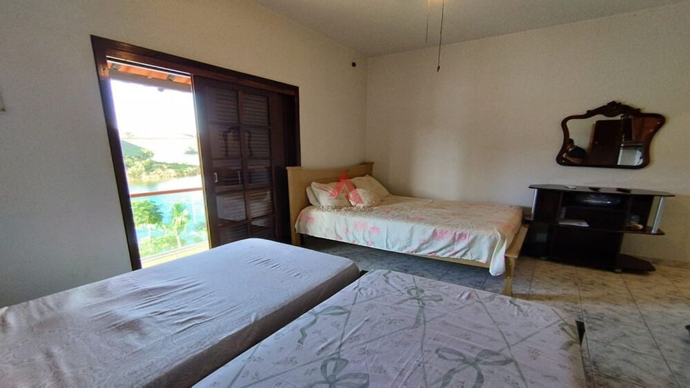 Casa de Condomínio à venda com 4 quartos, 550m² - Foto 2