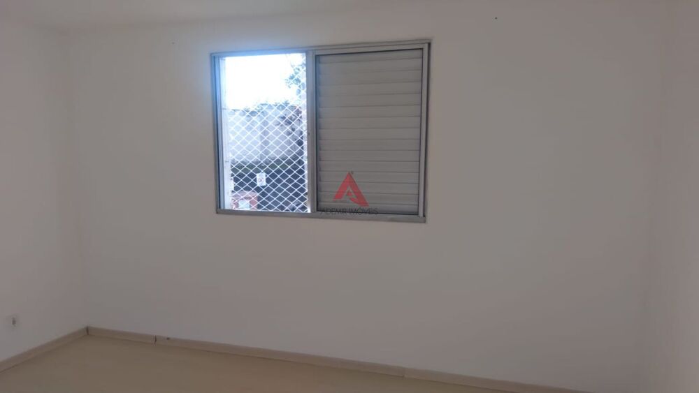 Apartamento para alugar com 2 quartos, 45m² - Foto 4