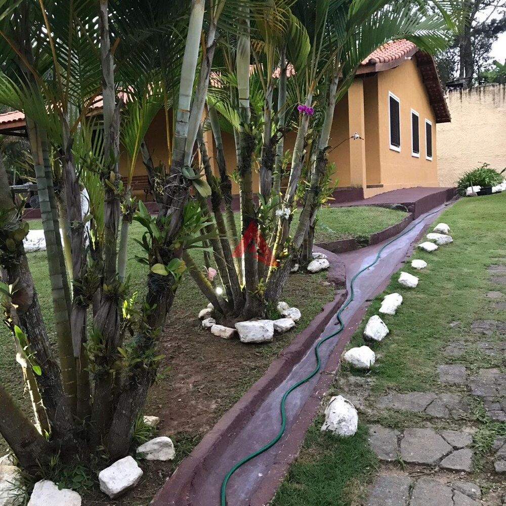 Chácara, 4 quartos, 1680 m² - Foto 2