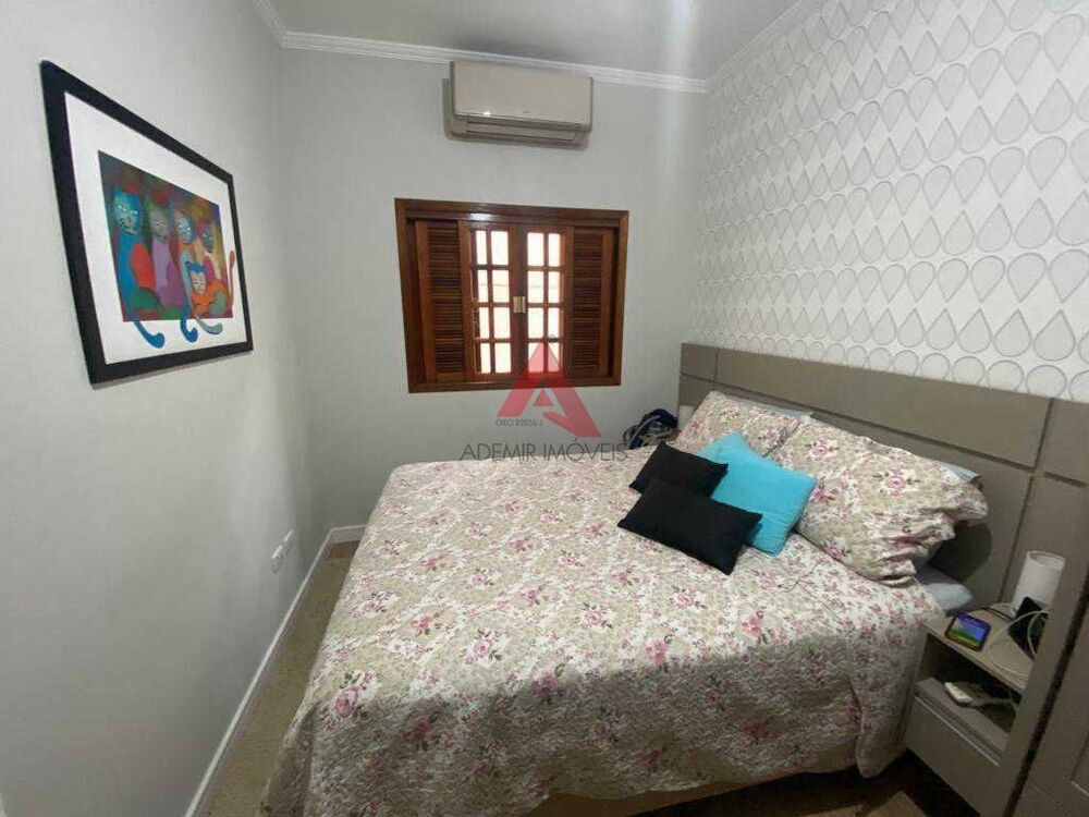 Casa à venda com 3 quartos, 96m² - Foto 11
