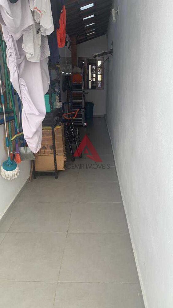 Casa à venda com 3 quartos, 96m² - Foto 17