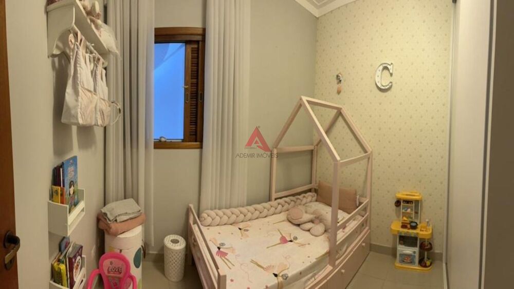 Casa à venda com 3 quartos, 83m² - Foto 5