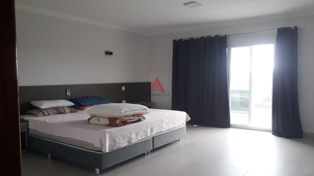 Casa de Condomínio à venda com 3 quartos, 350m² - Foto 11