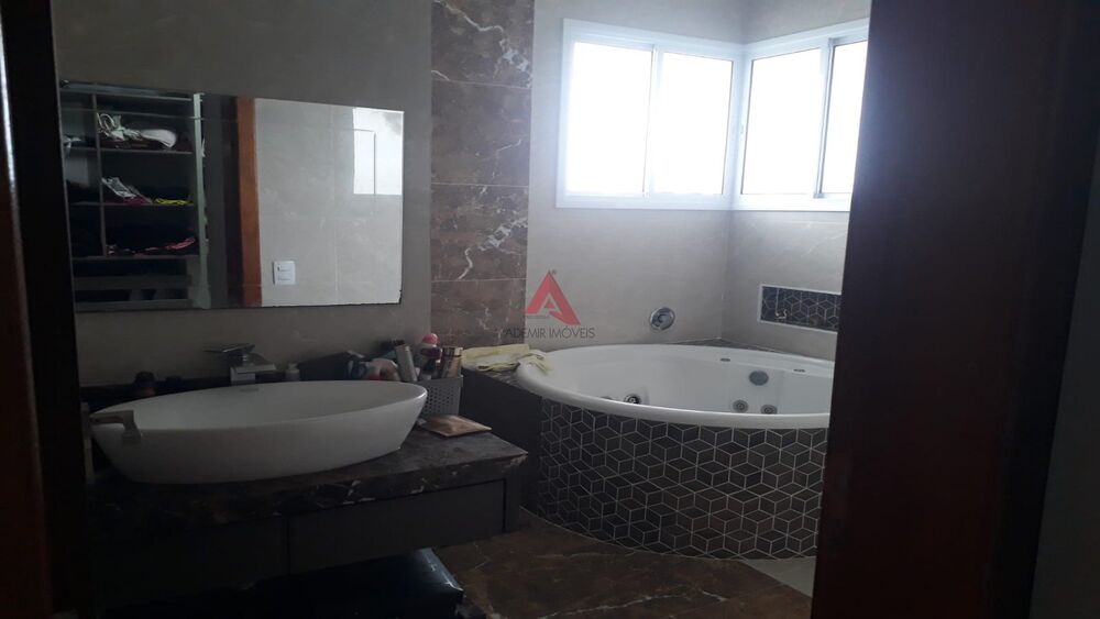 Casa de Condomínio à venda com 3 quartos, 350m² - Foto 12
