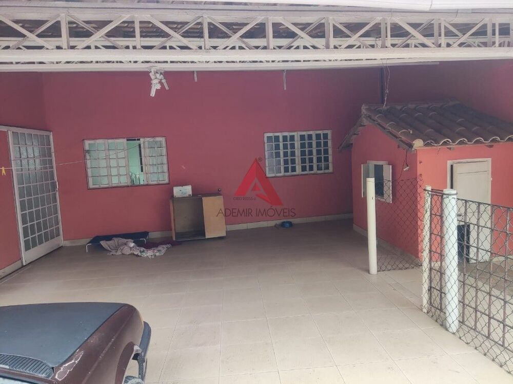 Casa à venda com 4 quartos, 336m² - Foto 4