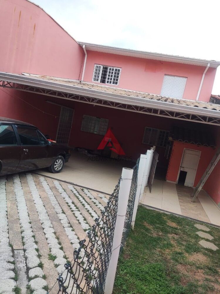 Casa à venda com 4 quartos, 336m² - Foto 1