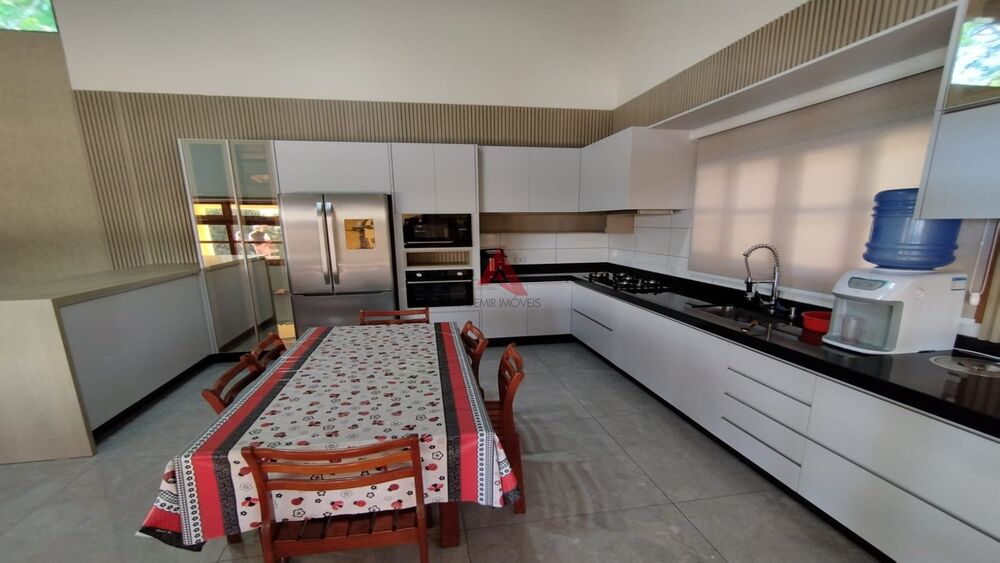 Chácara à venda com 3 quartos, 400m² - Foto 3