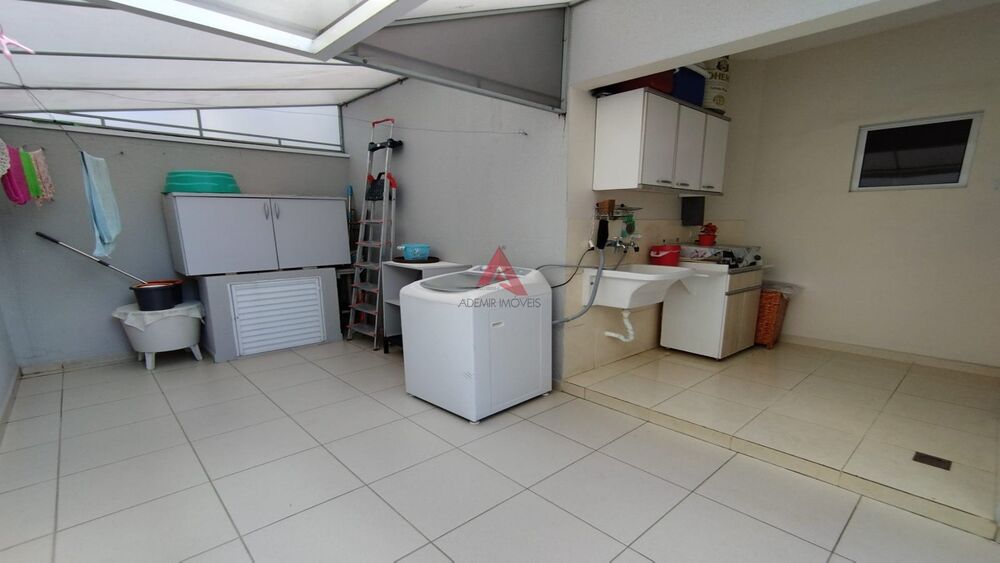Casa à venda com 4 quartos, 396m² - Foto 16