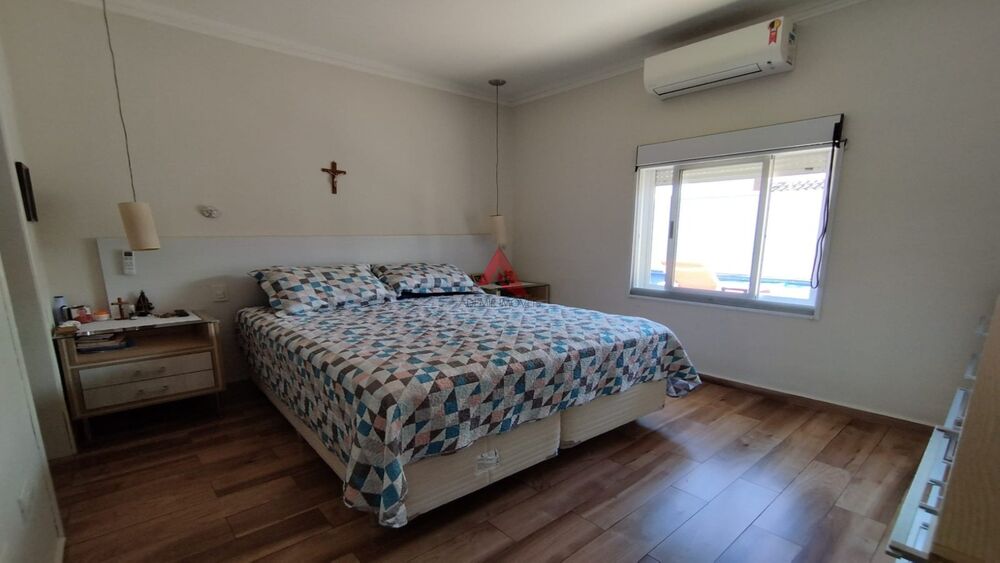 Casa à venda com 4 quartos, 396m² - Foto 9
