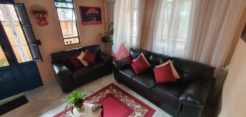 Casa, 3 quartos, 282 m² - Foto 4