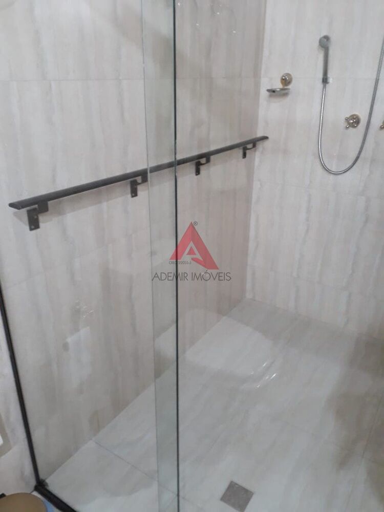 Apartamento à venda com 4 quartos, 258m² - Foto 3