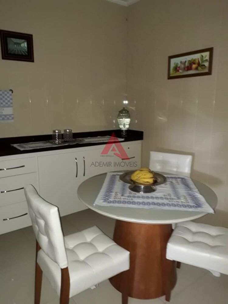 Apartamento à venda com 4 quartos, 258m² - Foto 6