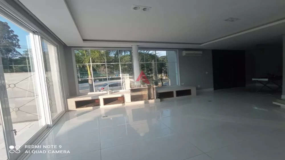 Casa de Condomínio à venda com 5 quartos, 622m² - Foto 2