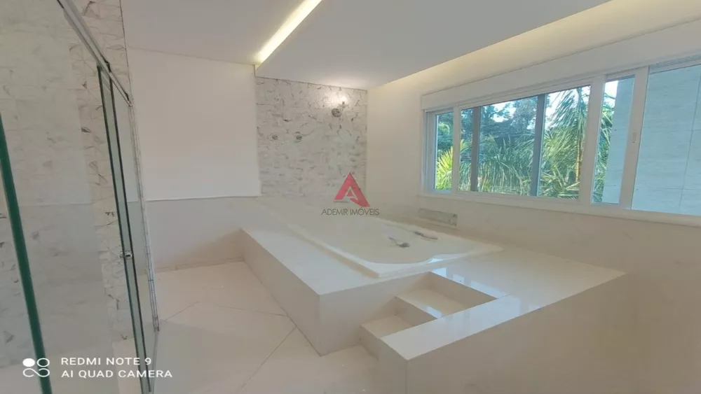 Casa de Condomínio à venda com 5 quartos, 622m² - Foto 9