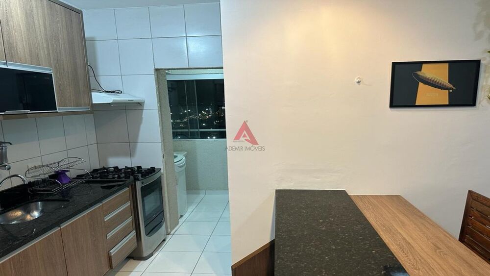 Apartamento à venda com 2 quartos, 67m² - Foto 2