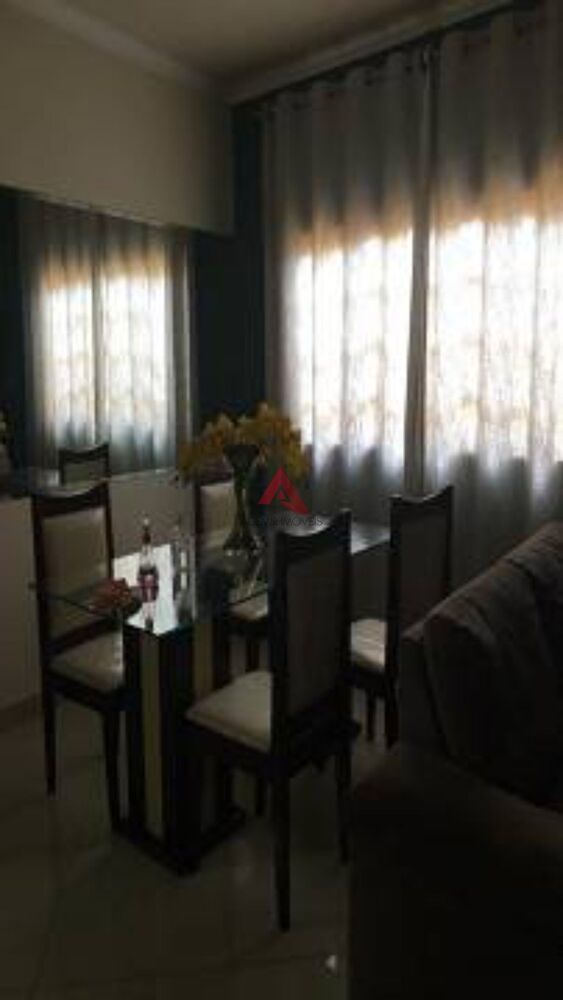 Casa à venda com 3 quartos, 200m² - Foto 3