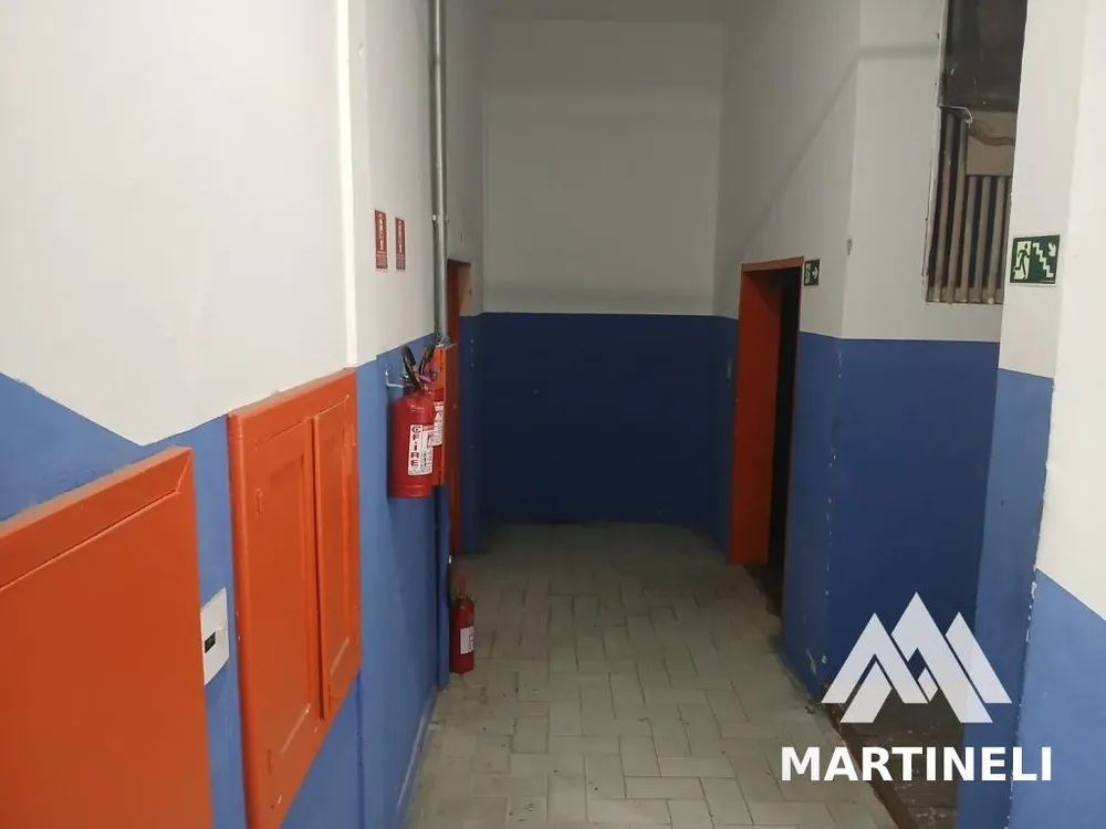 Prédio Inteiro, 2400 m² - Foto 1