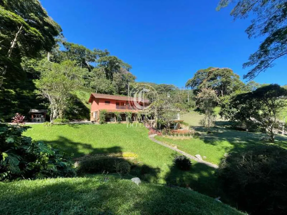 Sítio, 6 quartos, 600 m² - Foto 1