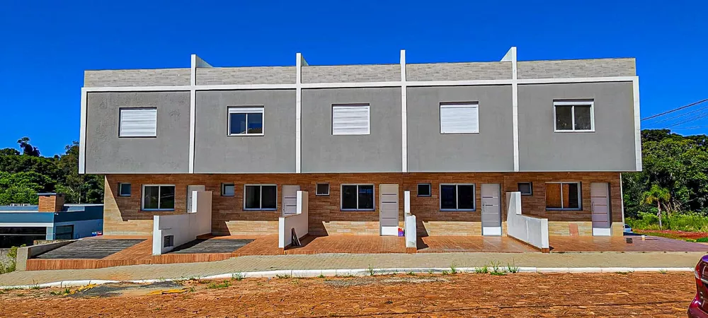 Sobrado, 2 quartos, 62475 m² - Foto 2