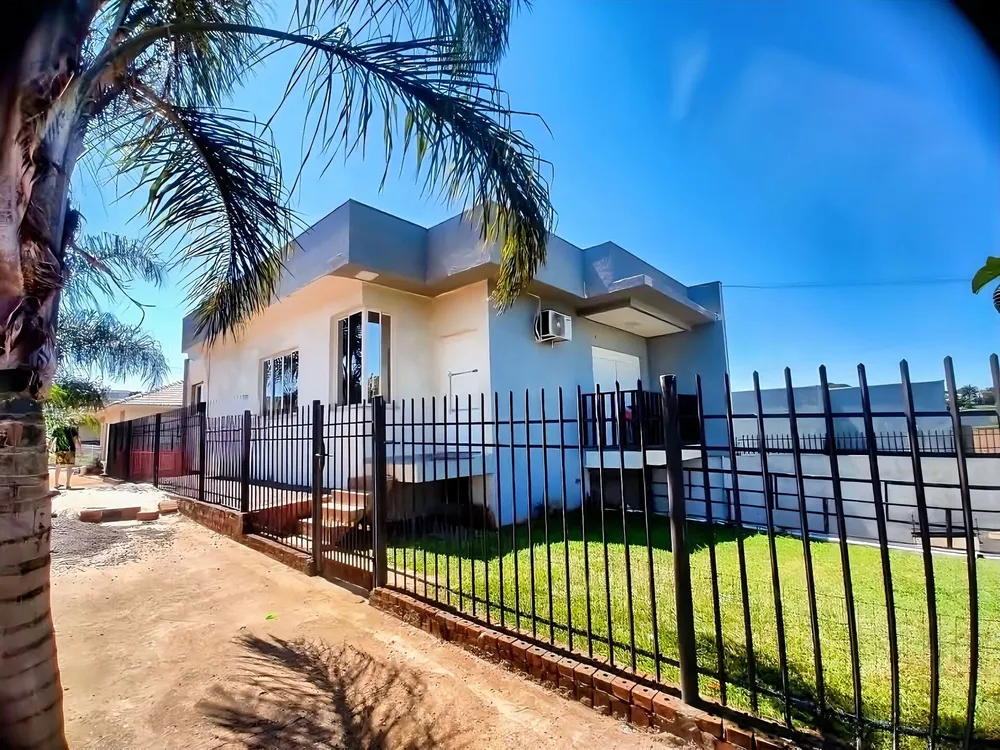 Casa, 1 quarto, 200 m² - Foto 2