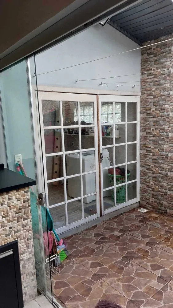 Casa, 3 quartos, 196 m² - Foto 2